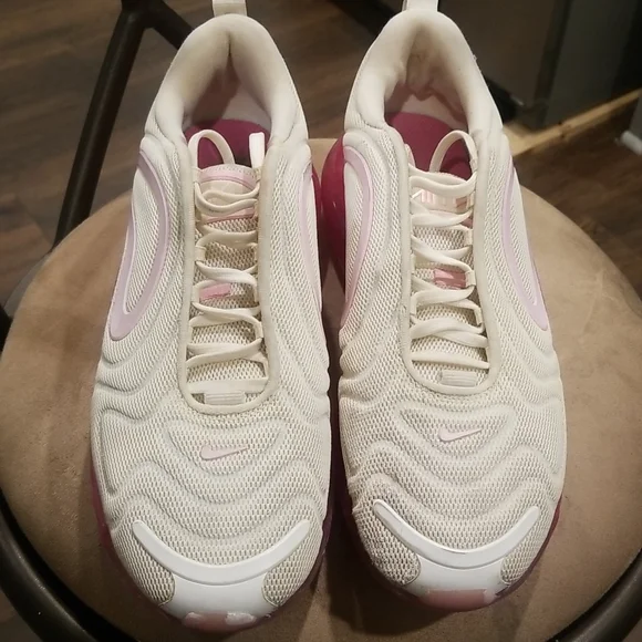 Women's Nike Air Max 270 sneakers sz 10 - Picture 2 of 12